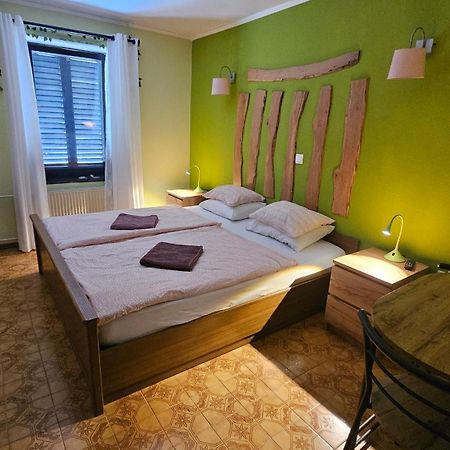 Blejska Dobrava Rooms Malina מראה חיצוני תמונה